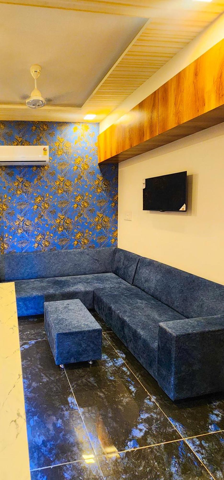 Hotel Nova Blue Ahmedabad Ngoại thất bức ảnh