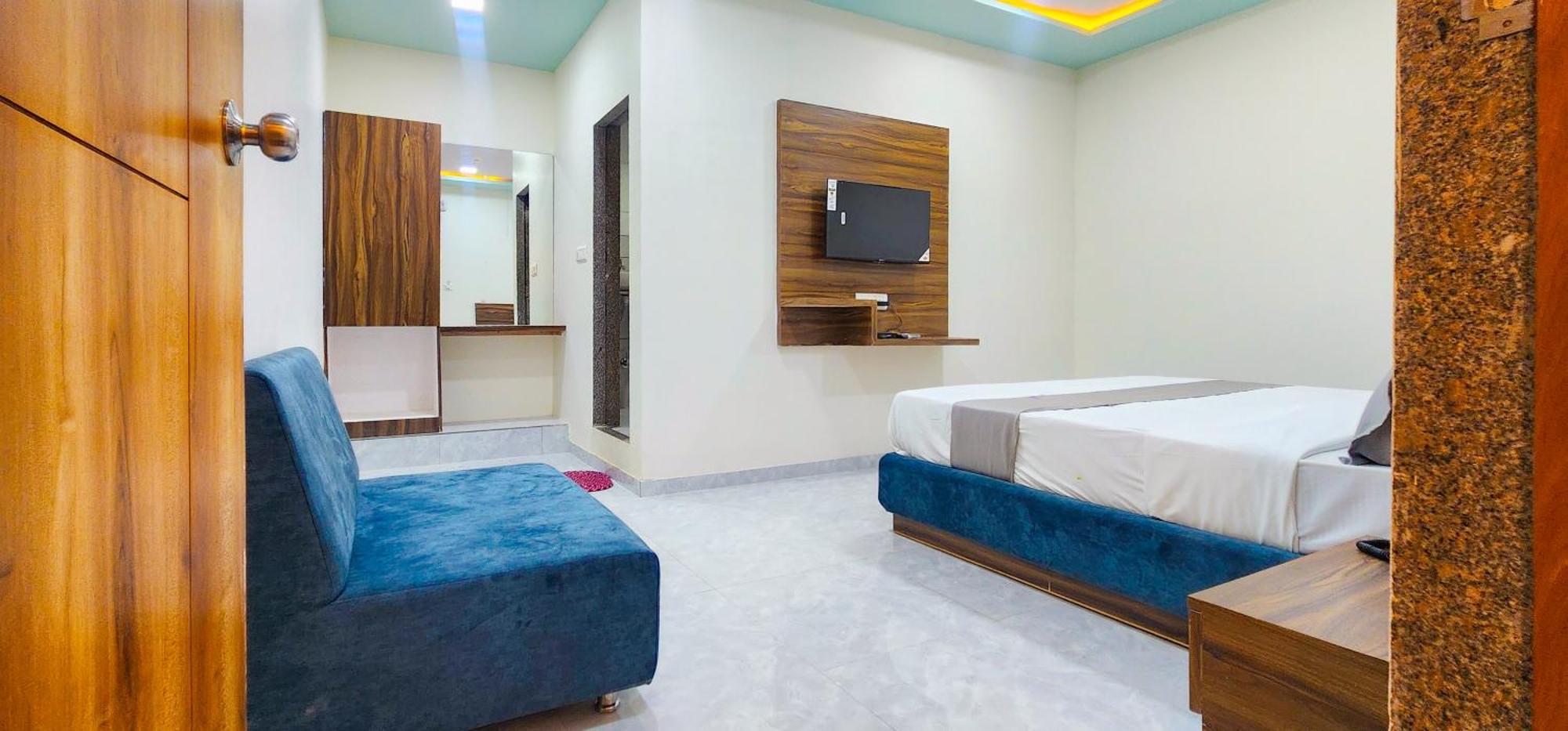Hotel Nova Blue Ahmedabad Ngoại thất bức ảnh